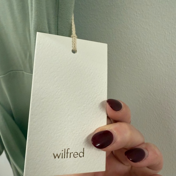 Aritzia Saturn Midi Dress - New With Tags - Picture 2 of 3